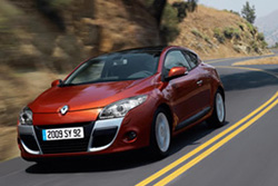 NOUVELLE RENAULT MÉGANE COUPE UN COUPE PASSION AU DESIGN « COUP DE COEUR » 
Après Nouvelle Mégane Berline, Renault BOUZGUENDA présente la Nouvelle Mégane Coupé, un véritable coupé passion, sûr et performant, au design « coup de coeur » et qui procure des sensations à la hauteur de son style sans sacrifier l’usage au quotidien...Lire la suite